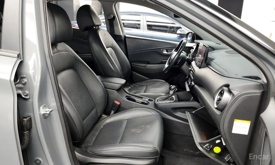 Фото 11 - Hyundai Kona