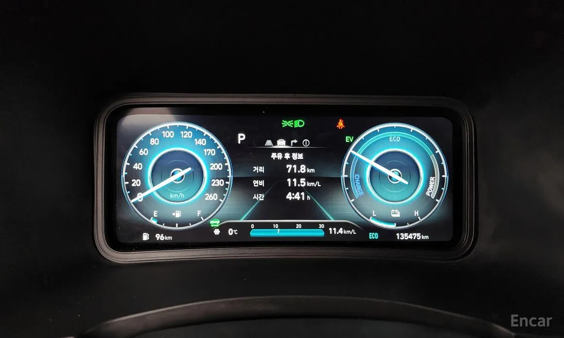 Фото 8 - Hyundai Kona