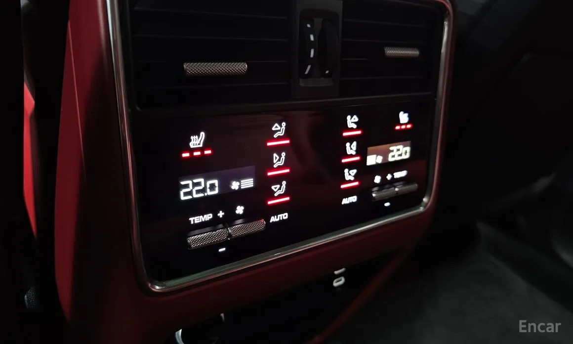 Фото 18 - Porsche Cayenne