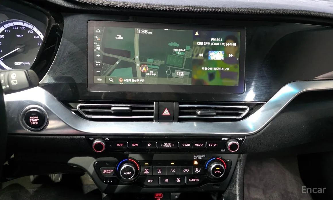 Фото 14 - Kia Niro