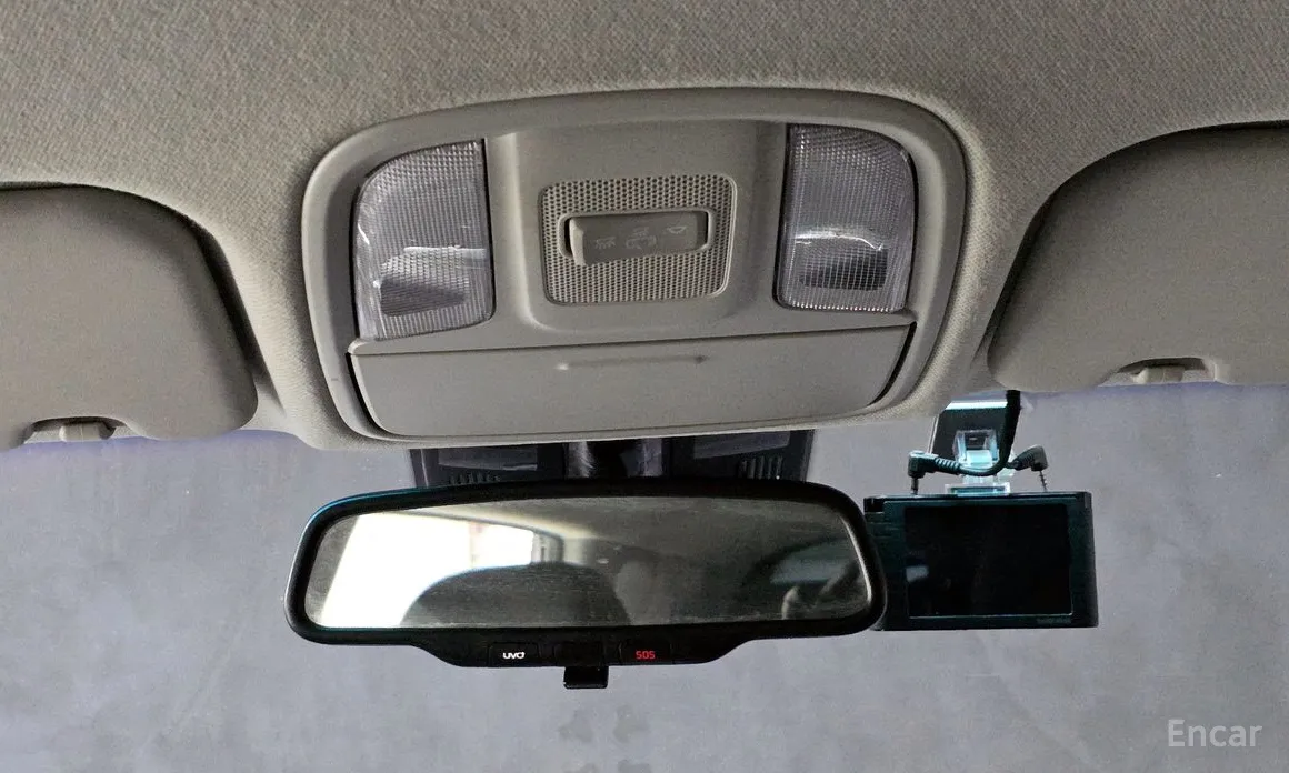 Фото 18 - Kia Niro