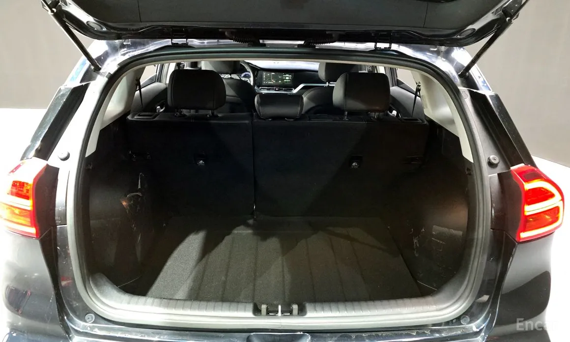 Фото 20 - Kia Niro