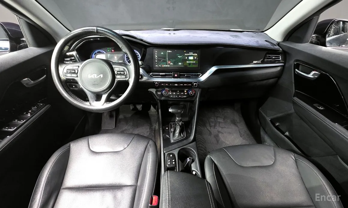 Фото 7 - Kia Niro