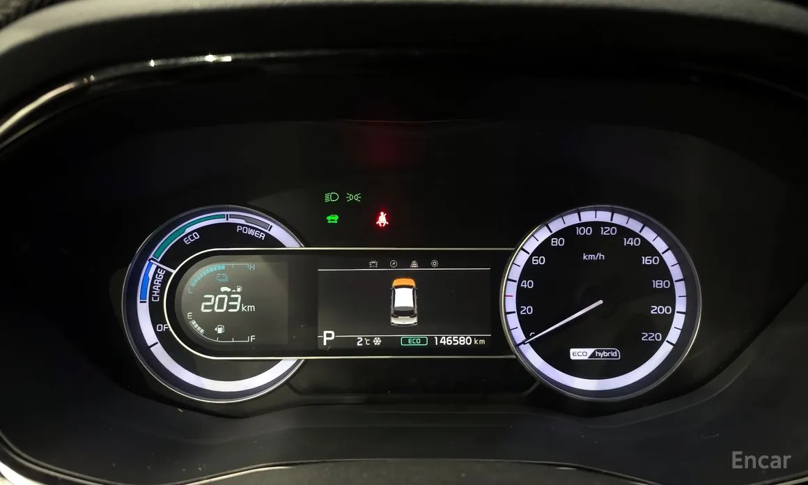 Фото 8 - Kia Niro