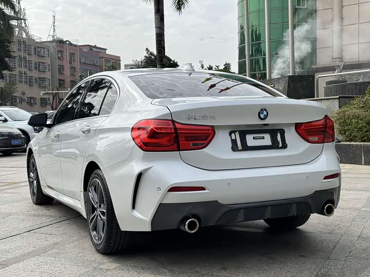 Фото 6 - BMW 1 Series