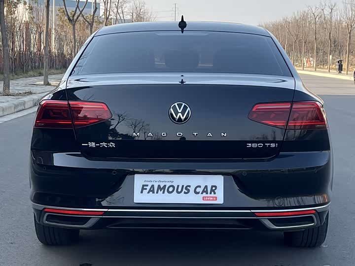 Фото 5 - Volkswagen Magotan