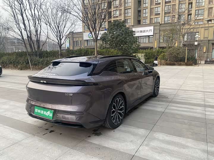 Фото 9 - Zeekr 007 GT