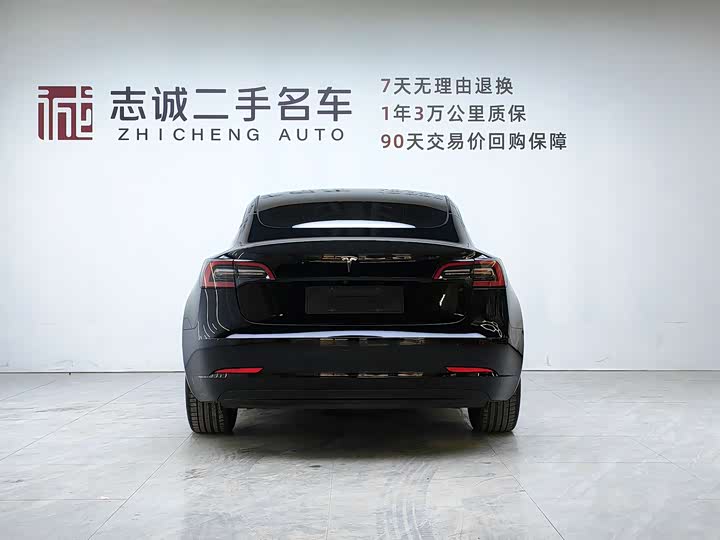 Фото 5 - Tesla Model 3