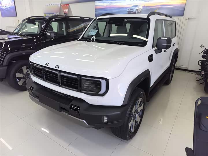 Фото 1 - BAIC Beijing BJ40 Hybrid