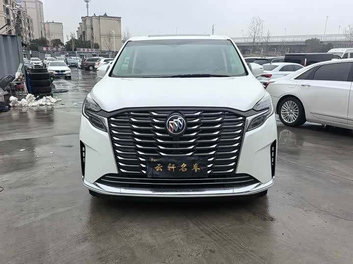 Фото 2 - Buick GL8 ES