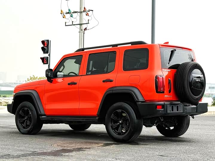 Фото 7 - Tank 300