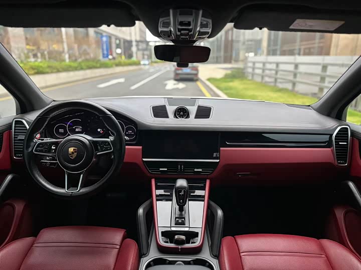 Фото 6 - Porsche Cayenne