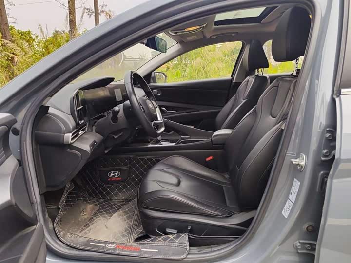 Фото 7 - Hyundai Elantra N line