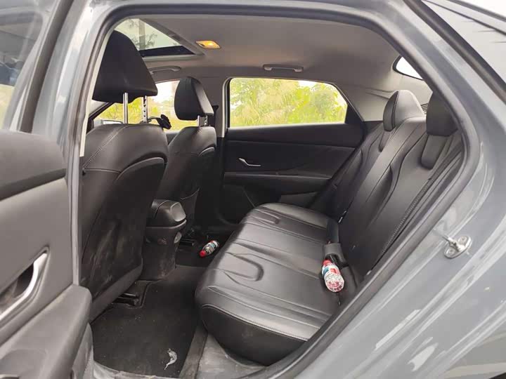 Фото 8 - Hyundai Elantra N line