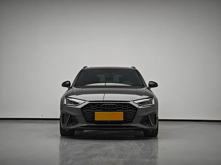 Фото 2 - Audi S4