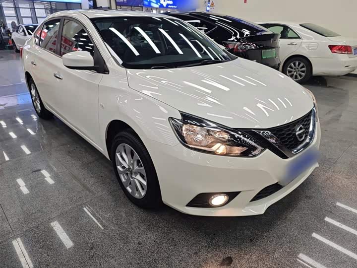 Фото 4 - Nissan Sylphy
