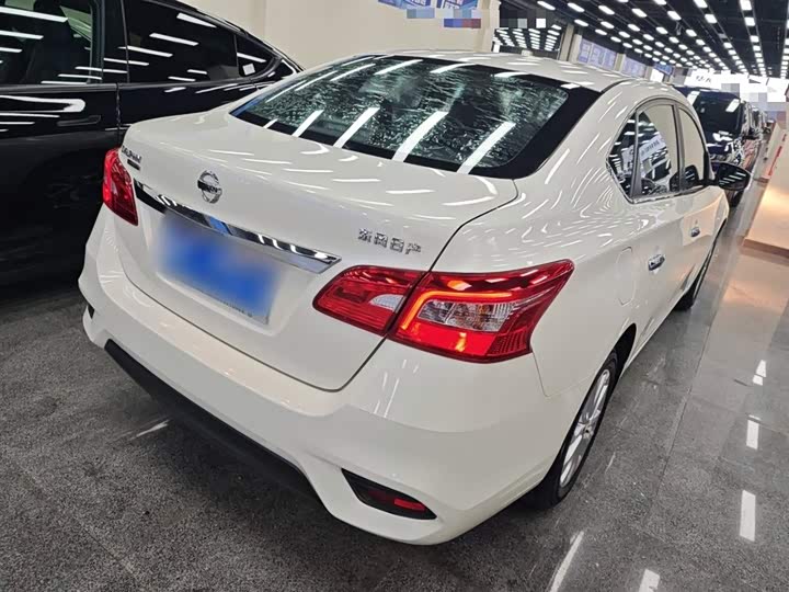 Фото 7 - Nissan Sylphy