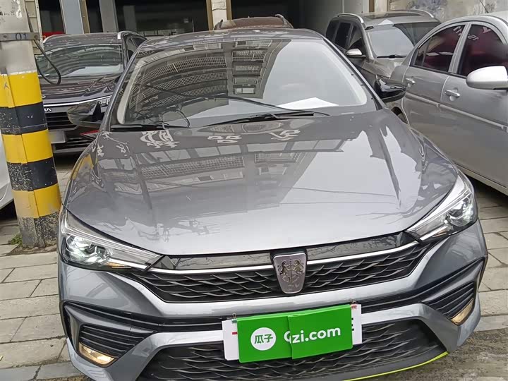 Фото 3 - Roewe i5