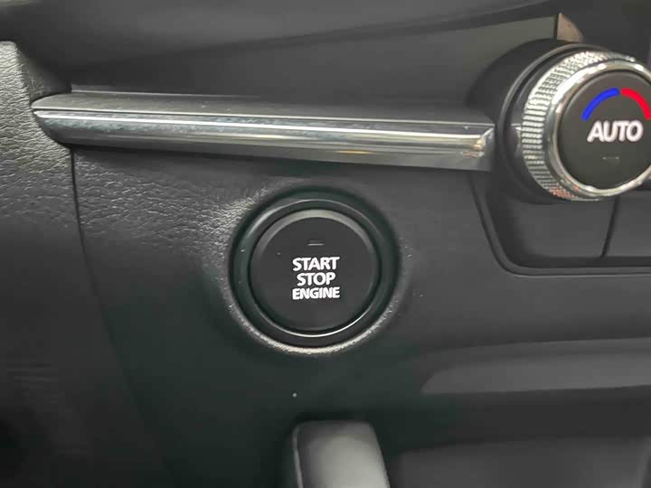 Фото 4 - Mazda 3 (Axela)