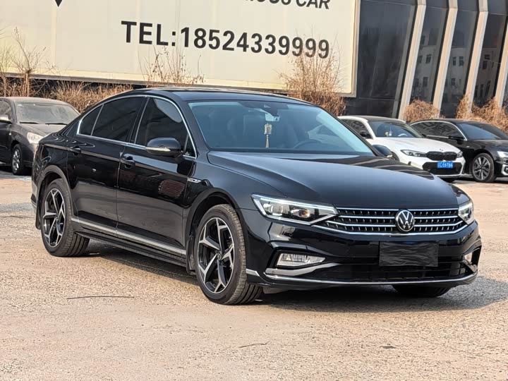 Фото 3 - Volkswagen Magotan