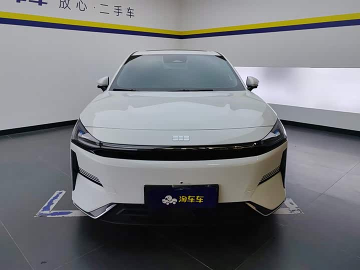 Фото 2 - Geely Galaxy L6