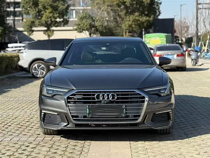 Фото 2 - Audi A6L Hybrid