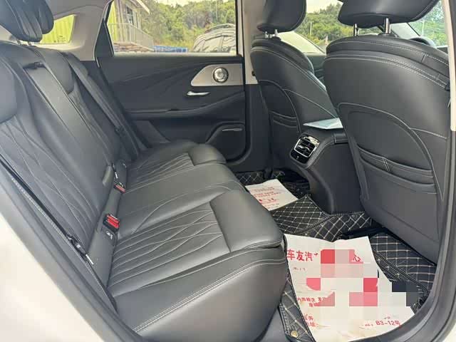 Фото 7 - Chery Arrizo 8