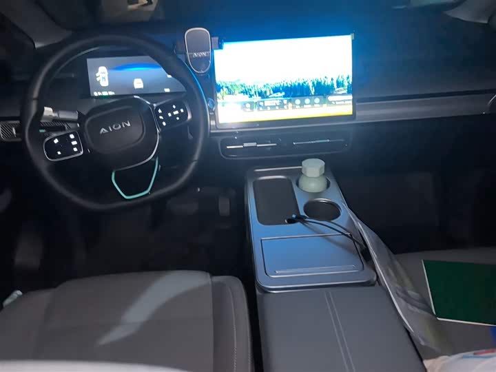 Фото 13 - GAC Aion Y