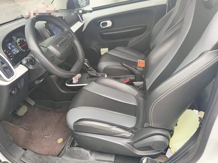 Фото 8 - Roewe Clever