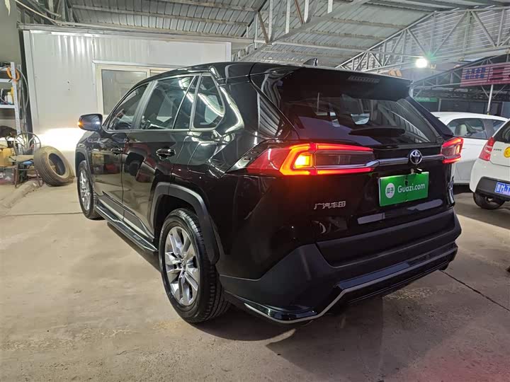 Фото 5 - Toyota Wildlander