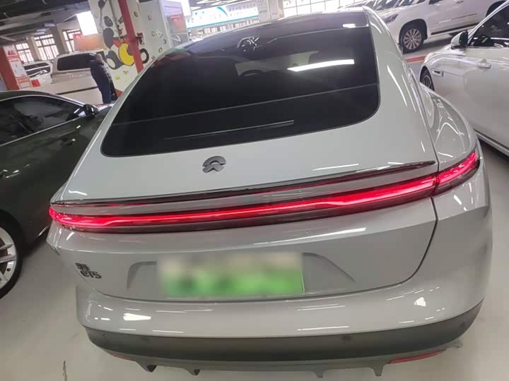 Фото 6 - Nio ET5