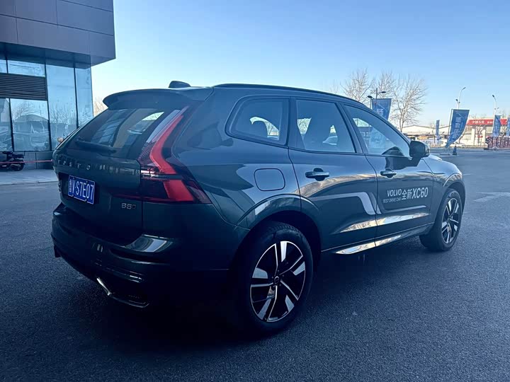 Фото 5 - Volvo XC60