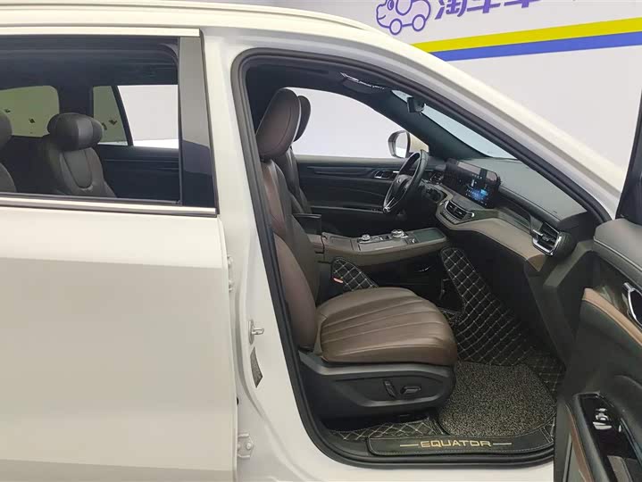 Фото 8 - Ford Equator