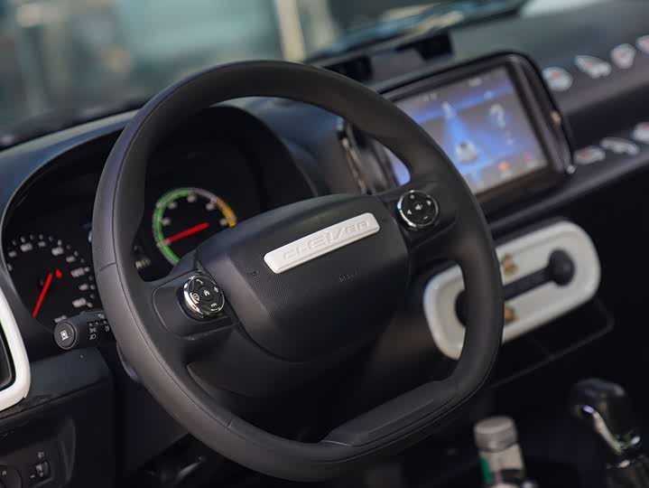 Фото 7 - Roewe Clever