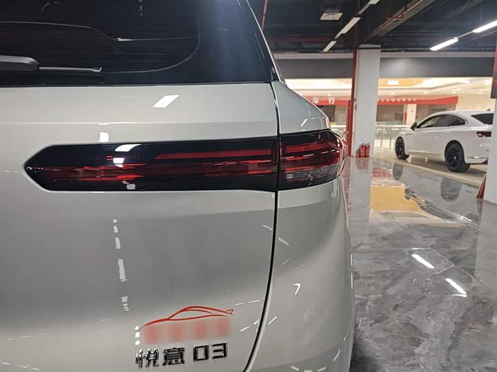 Фото 8 - Bestune 03