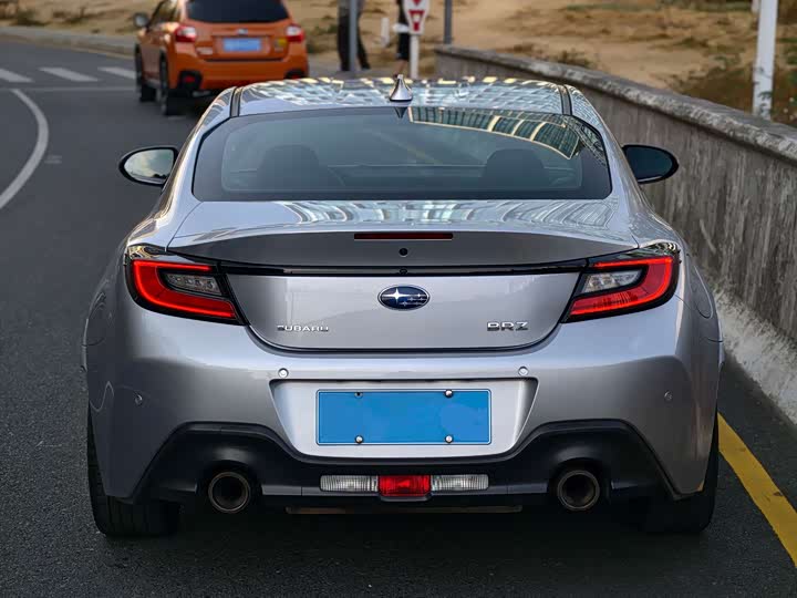 Фото 5 - Subaru BRZ