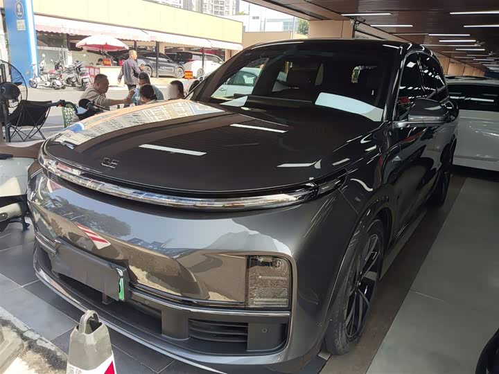 Фото 2 - LiXiang L8