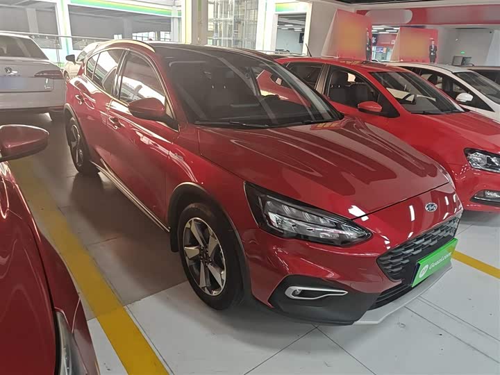 Фото 4 - Ford Focus Active