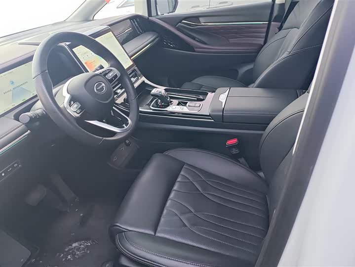 Фото 9 - GAC Trumpchi M8