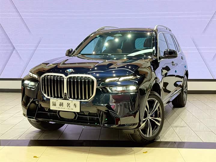Фото 4 - BMW X7