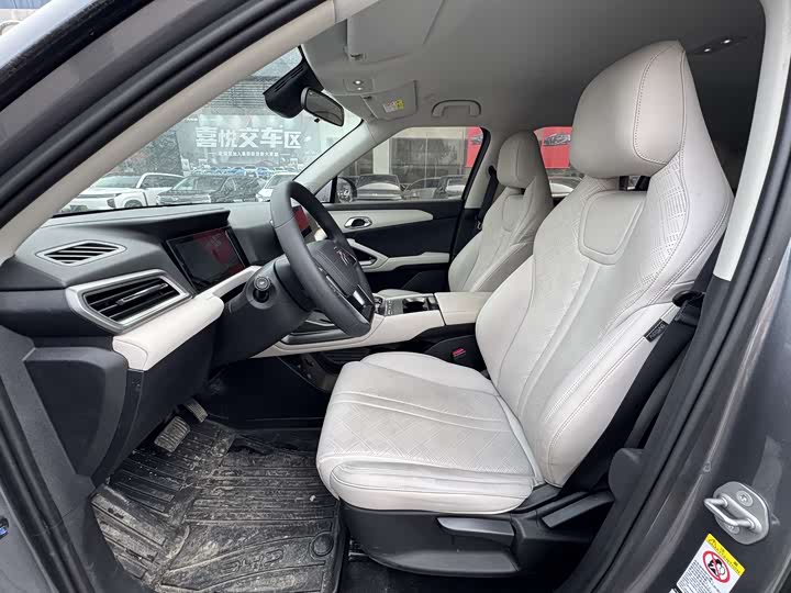 Фото 4 - BYD Yuan Up