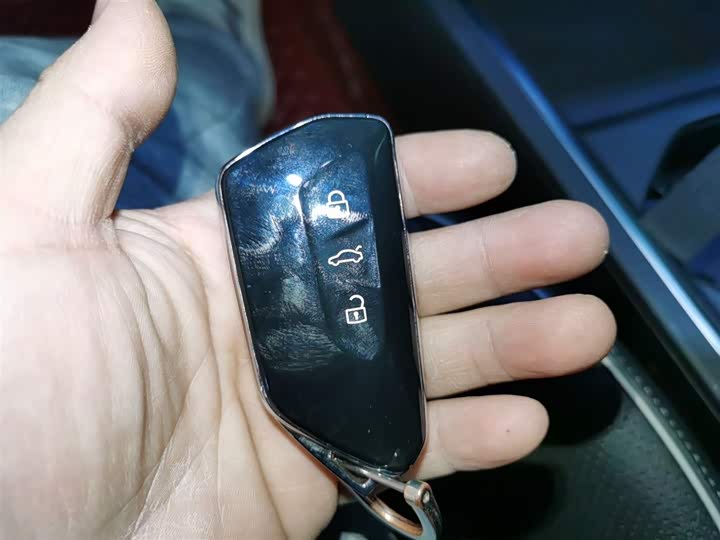 Фото 9 - Volkswagen Talagon