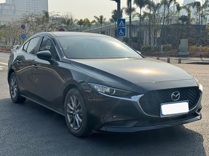 Фото 3 - Mazda 3 (Axela)