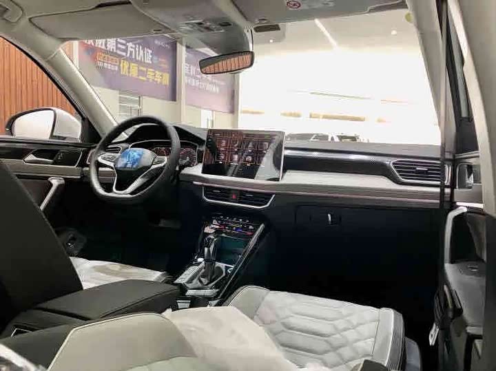 Фото 7 - Volkswagen Tayron