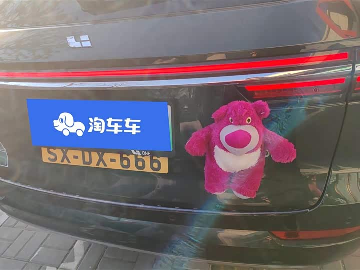 Фото 4 - LiXiang One