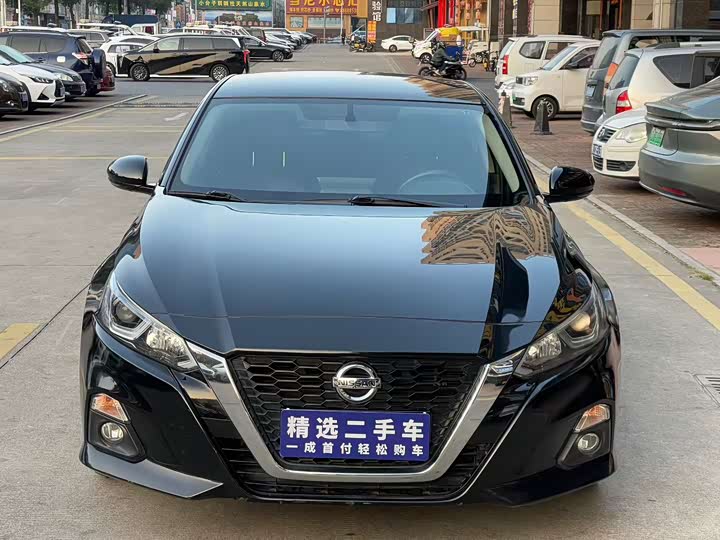 Фото 2 - Nissan Teana