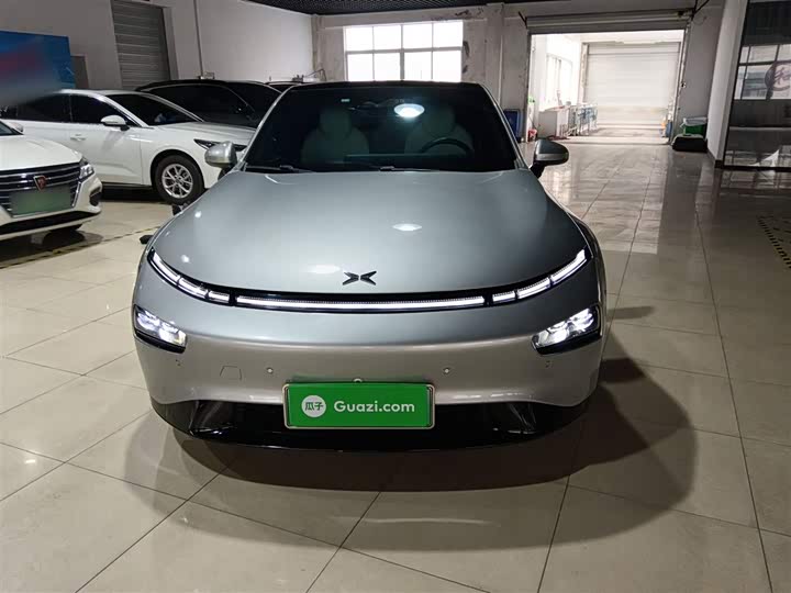 Фото 3 - XPeng P7