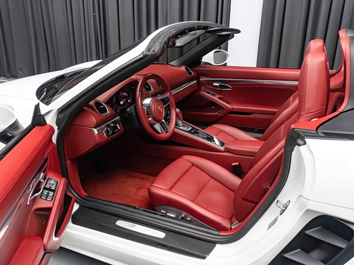 Фото 9 - Porsche 718