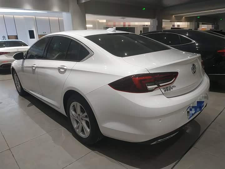 Фото 5 - Buick Regal