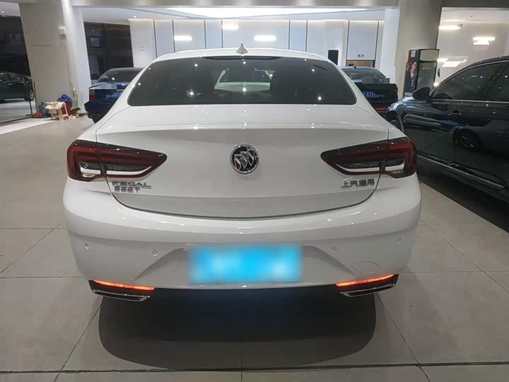 Фото 6 - Buick Regal